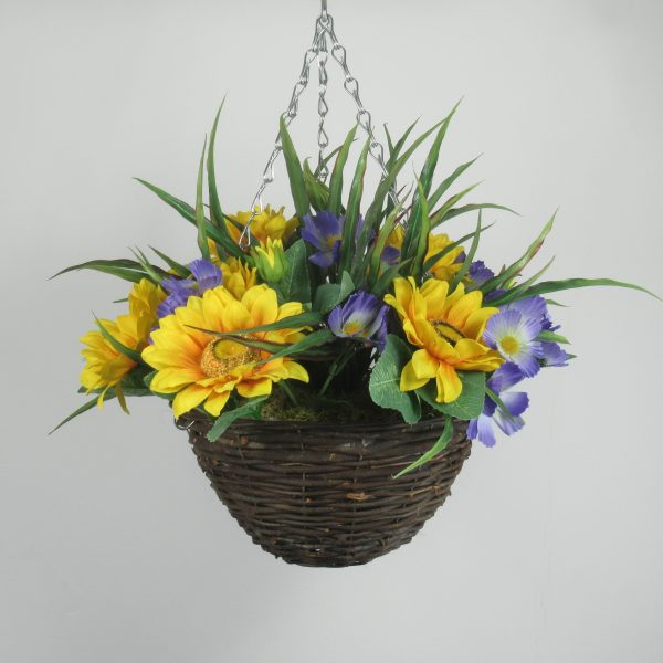 Hanging basket with faux-sunflowers and cosmos - Image 3