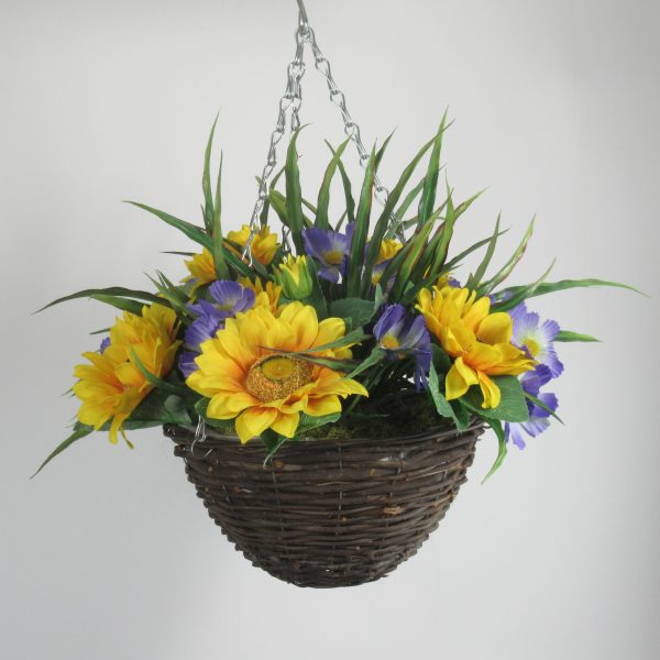 Hanging basket with faux-sunflowers and cosmos - Image 5